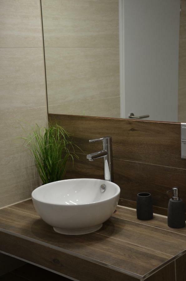 Modern City Apt, Next To Metro 비엔나 외부 사진